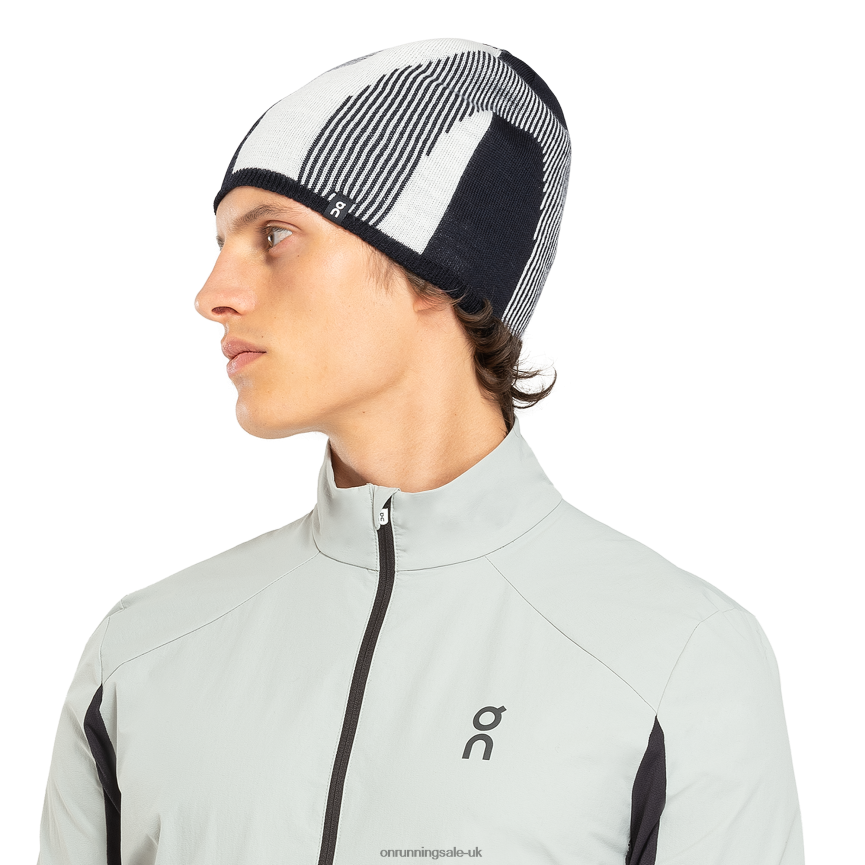 On RunningExplorer Merino Beanie 8N62N8111 Ivory/Black