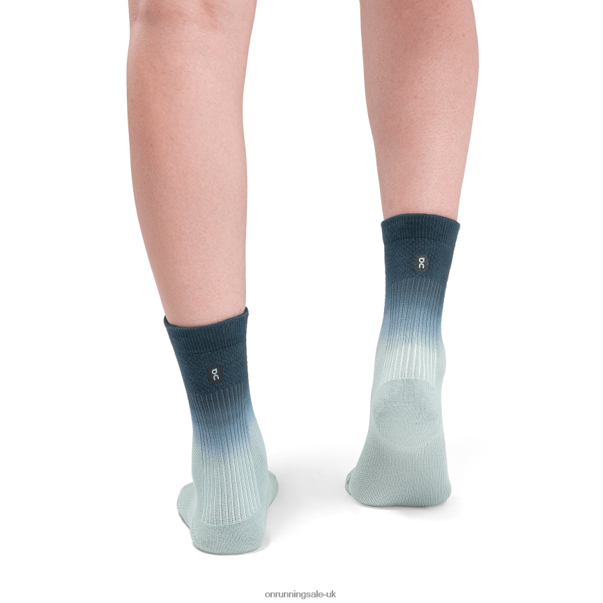 On RunningAll-Day Sock 8N62N8255 Moss/Navy