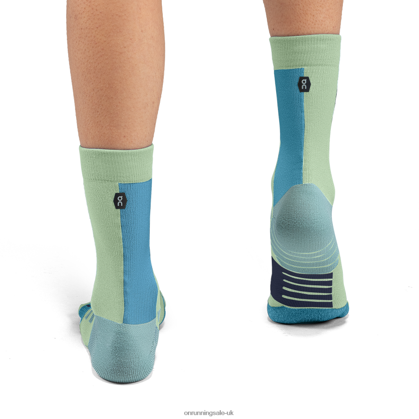 On RunningPerformance High Sock 8N62N8214 Meadow/Niagara