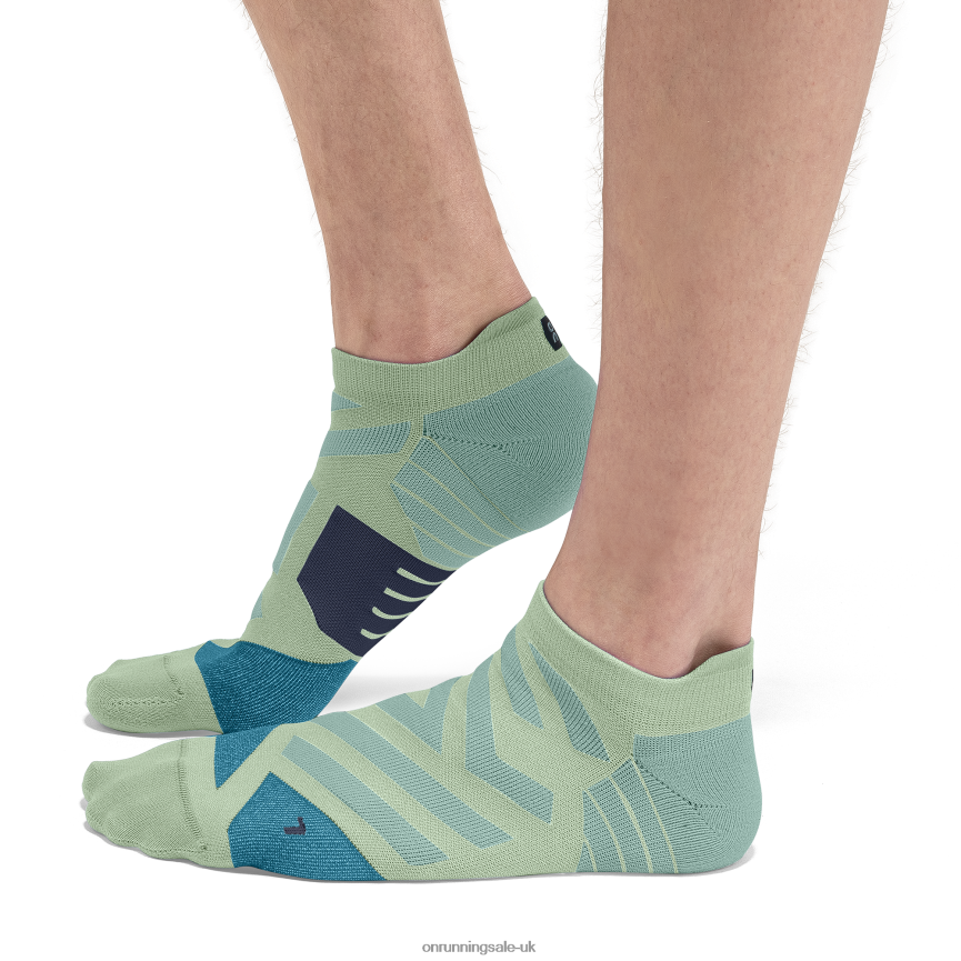 On RunningPerformance Low Sock 8N62N8751 Meadow/Niagara