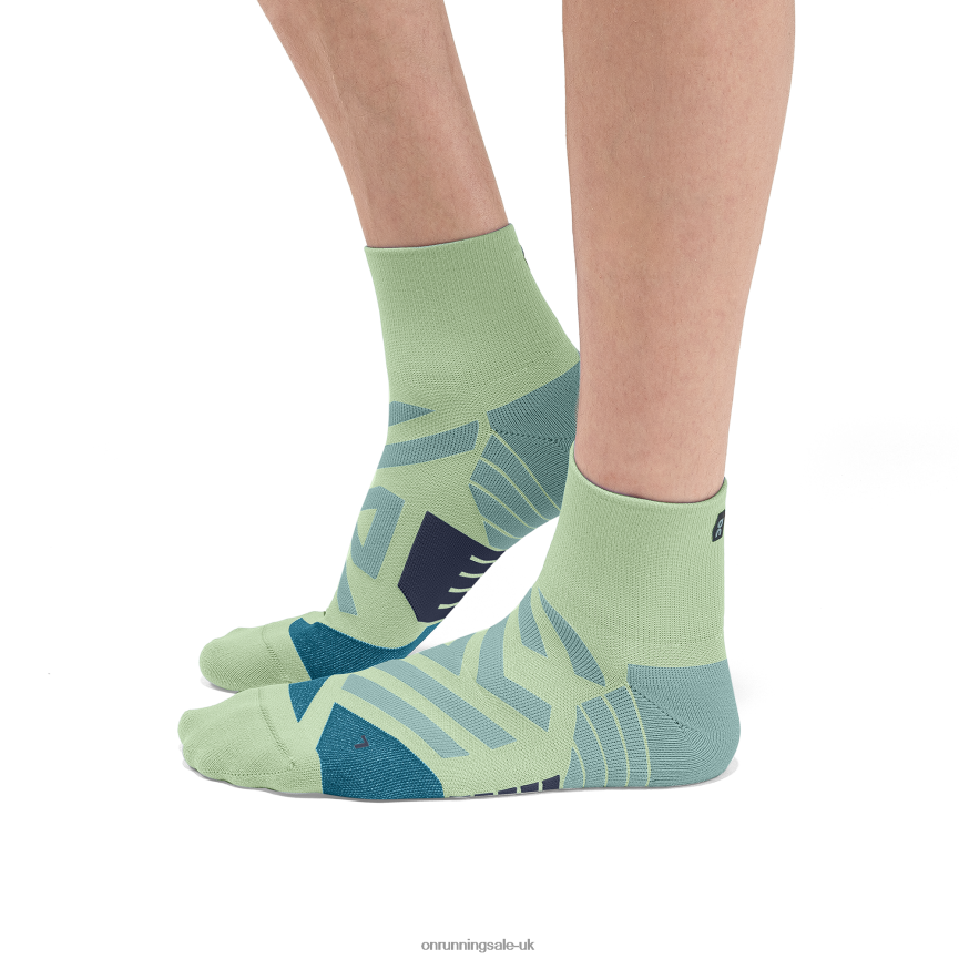 On RunningPerformance Mid Sock 8N62N8713 Meadow/Niagara