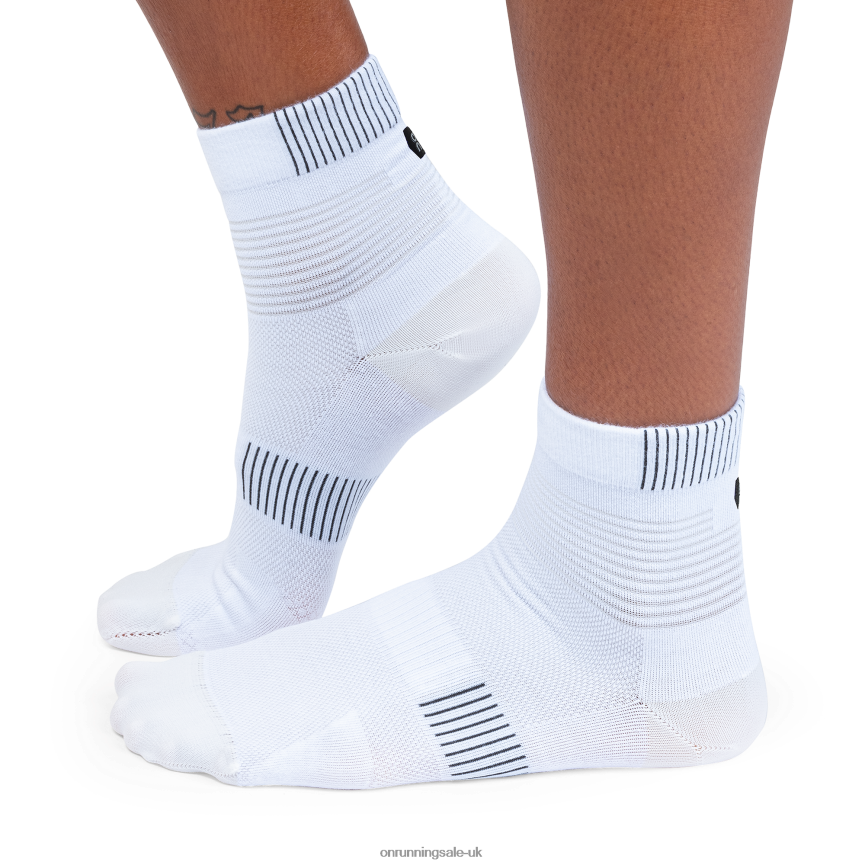 On RunningUltralight Mid Sock 8N62N8500 White/Black