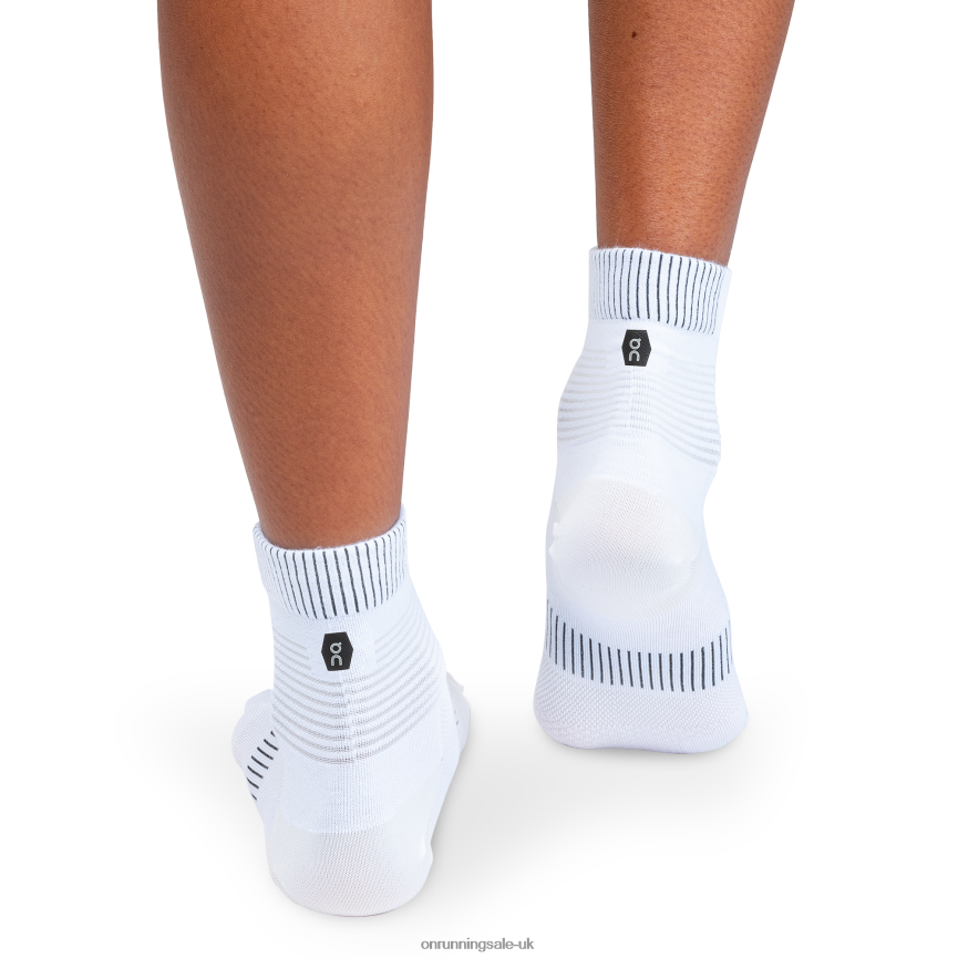 On RunningUltralight Mid Sock 8N62N8500 White/Black