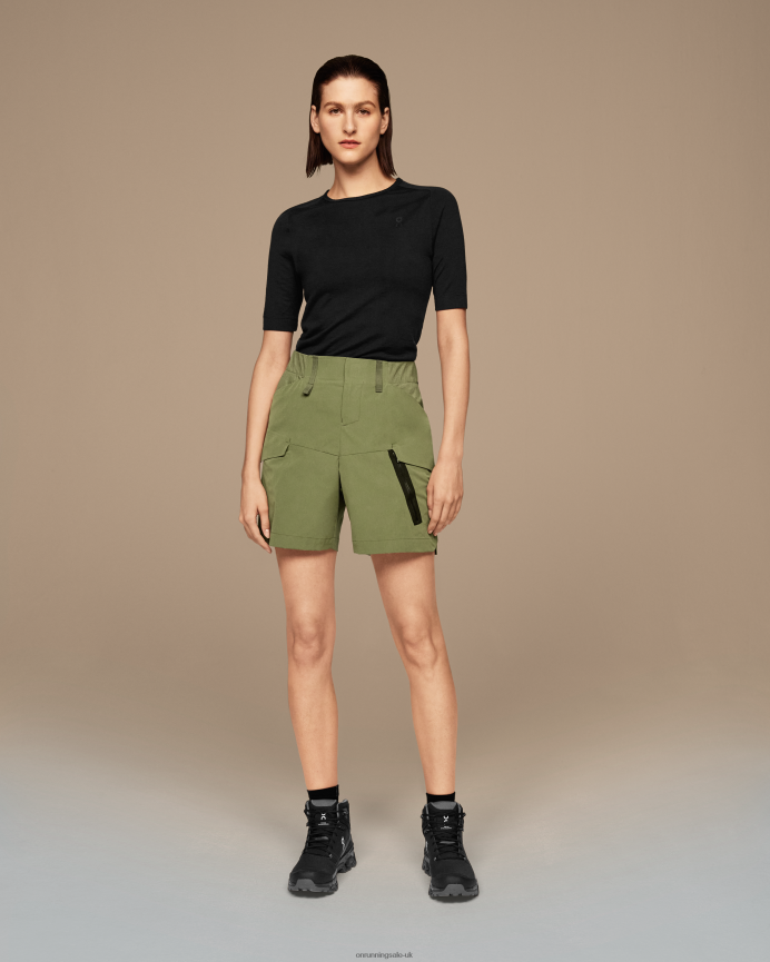 On Running Women Explorer Shorts 8N62N8304 Taiga