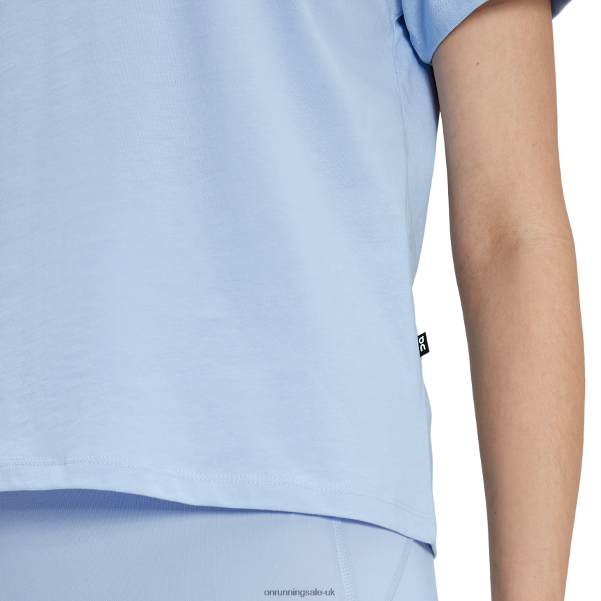 On Running Women Graphic-T 8N62N8108 Stratosphere