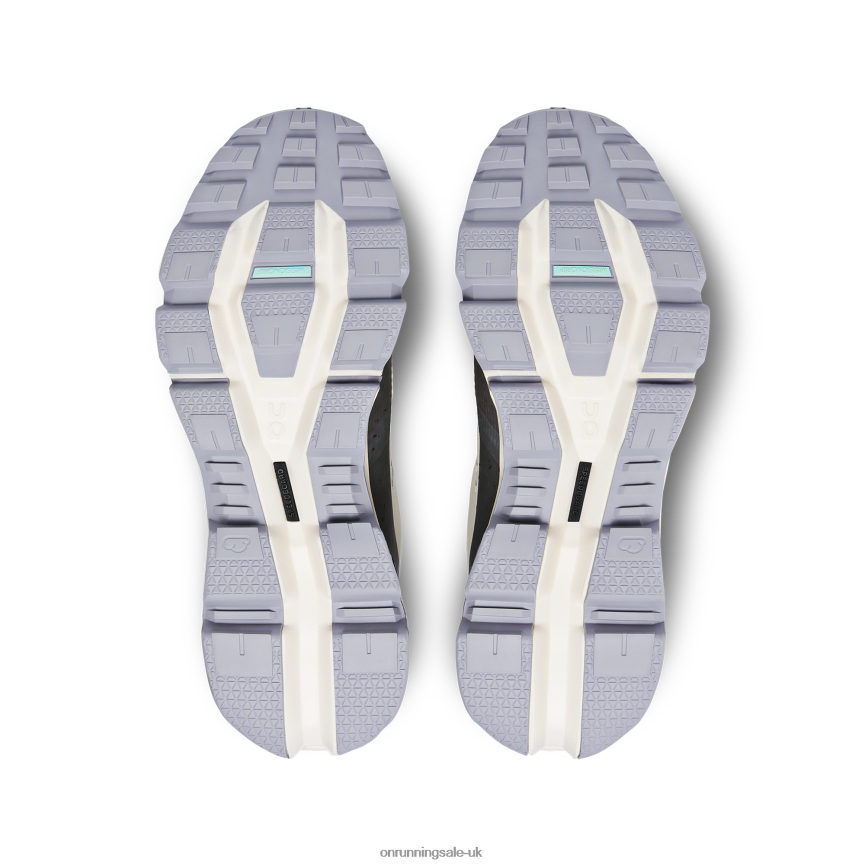 On Running Women Cloudwander Waterproof 8N62N821 Ivory/Black