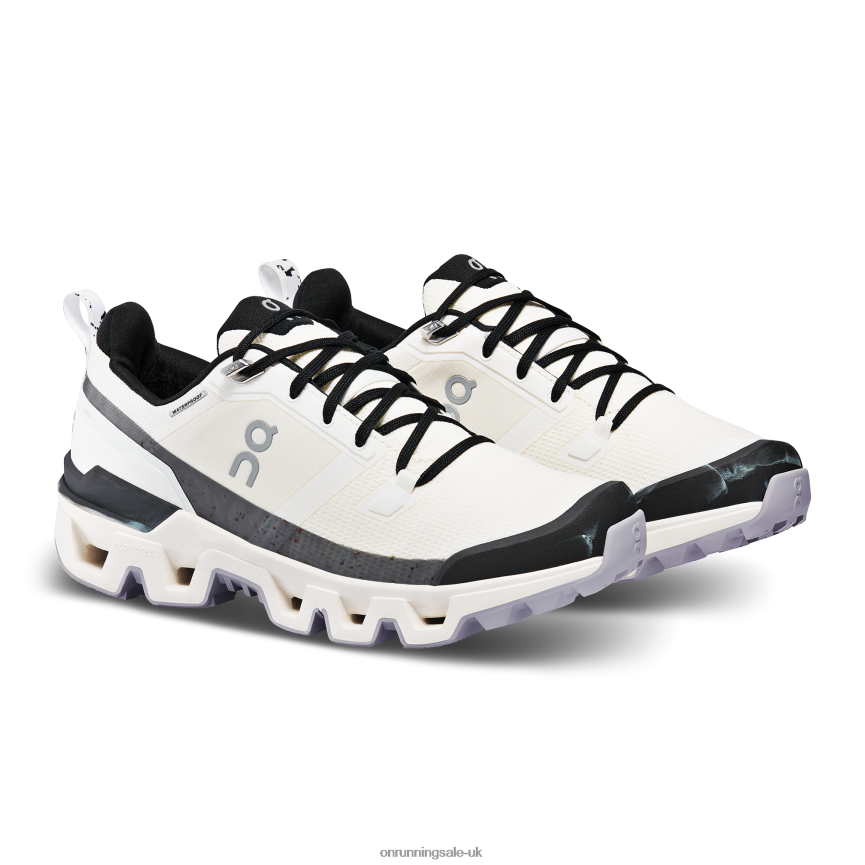 On Running Women Cloudwander Waterproof 8N62N821 Ivory/Black